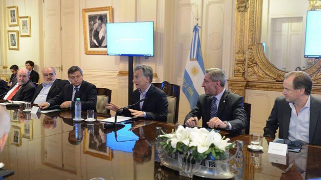 Contrarreloj. El Presidente le metió presión a los gobernadores para el encuentro del jueves