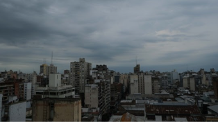 Rige un alerta amarillo por tormentas para Rosario y departamentos aledaños