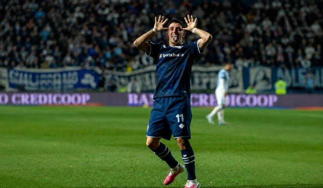 Independiente Rivadavia le ganó a Racing en Mendoza.