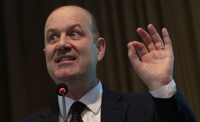Sturzenegger: El mercado nos está diciendo que no confía en nuestra política monetaria