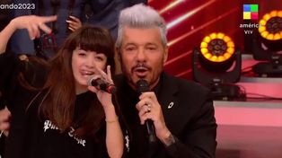 More con Flow, la rosarina de 14 años, llegó al Bailando y conmovió con su historia y su canción.