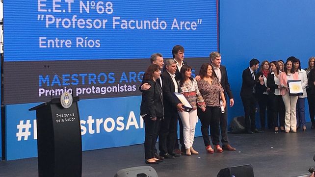 Maestros seguienses fueron premiados en Tecnópolis