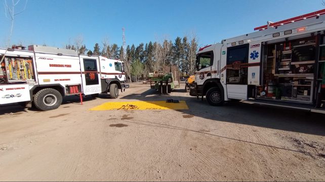 Dos dotaciones de bomberos y una cisterna fueron necesarios para controlar el fuego que al parecer se desató en una caldera.&nbsp; 