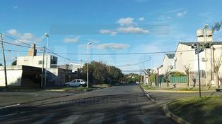 Calles Vacías. Ayer a la tarde, el movimiento era escaso en los barrios Ferroviario y San Roque.