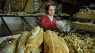 Según los panaderos, la harina aumentó un 340% en el año