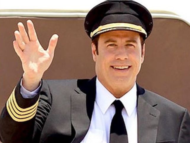 John Travolta habla de su amante gay