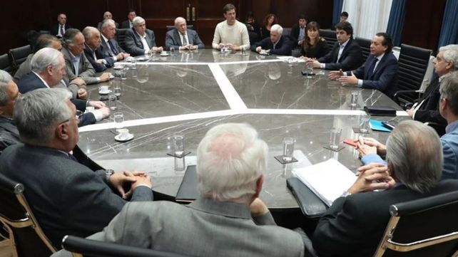 Dante Sica al frente de la reunión entre empresarios
