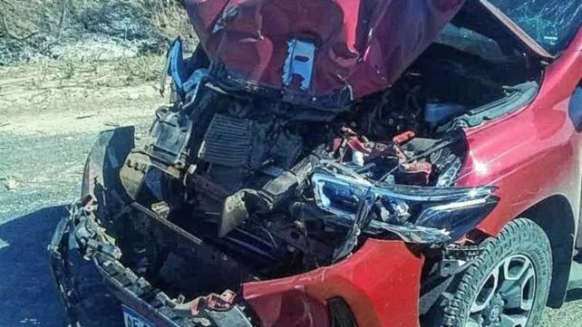 Así quedó la camioneta del presidente de Colón