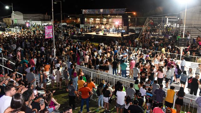 El Carnaval de Hasenkamp trae toda la alegría de Malibú y Marumbá. Los sábados 8; 15 y 22 de febrero estará Pont a bailar