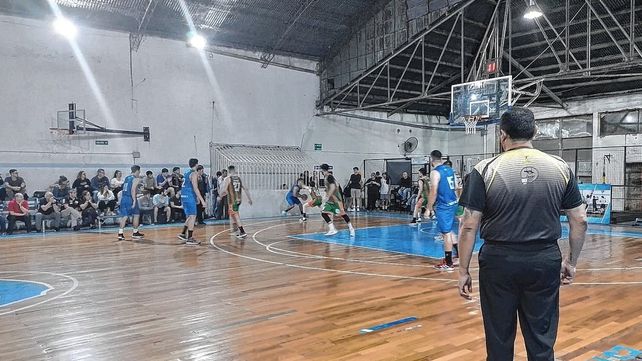 República del Oeste superó a Macabi y quedó a un triunfo de la A1 del Torneo Oficial.