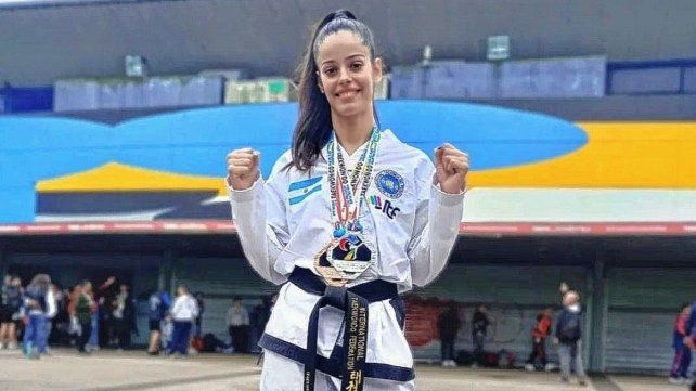 Indira Pampiglioni se destacó en la Copa del Mundo ITF de taekwondo en Mar del Plata.