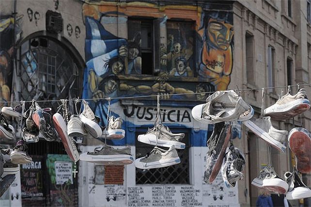 Piden 26 años de prisión para el dueño de Cromañón y 11 para el comisario de la zona