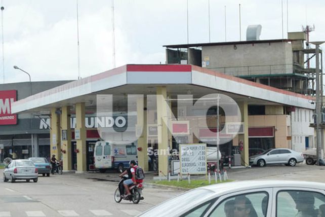 Cinematográfica persecución policial con una lluvia de balazos y dos delincuentes detenidos