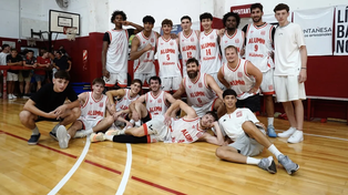 Alumni de Casilda ganó los dos partidos en la Superliga de la Asociación Rosarina de Básquet.