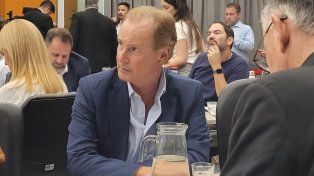 Ley Ómnibus: Bordet calificó de agresivo e improvisado al gobierno de Milei