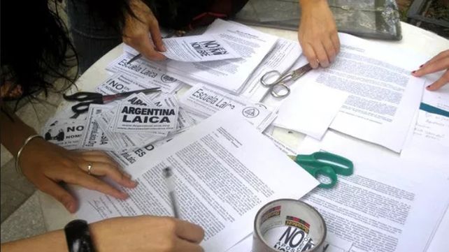 Organizan renuncia colectiva para dejar de ser parte de la Iglesia Católica