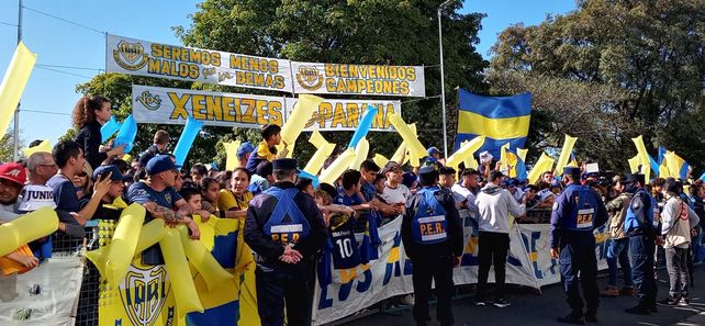 Los jugadores de Boca en el hotel de Paraná. Fotos de Daiana Chamorro y Lautaro López