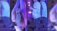 captaron a jennifer lawrence bailando ebria en un club de striptease