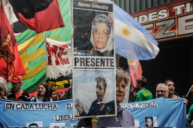 Actos por un nuevo aniversario del Golpe de Estado en Santa Fe.
