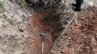 Secuestró a una nena y cavó un pozo en un descampado: lo agarraron a tiempo