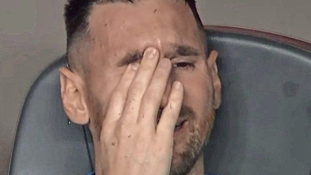 El llanto de Messi tras salir de la final de la Copa América El llanto de Messi tras salir de la final de la Copa América