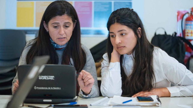 Google busca jóvenes rosarinos para capacitar y acompañar en su inserción laboral.