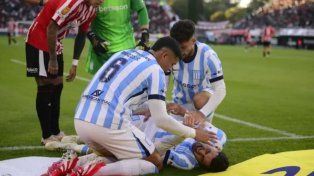 Duro golpe para Alan Forneris: Racing confirmó la grave lesión del ex-Colón