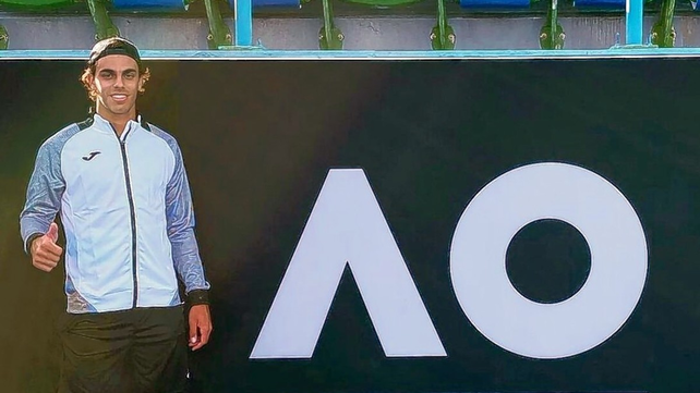 Cerúndolo avanza en la qualy del Abierto de Australia
