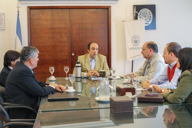 El intendente José Corral recibió a las nuevas autoridades locales del Pami