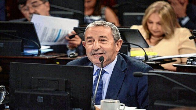 Julio Cobos propone el cambio del huso horario en Argentina