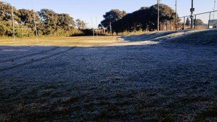 Bajo cero: la helada se hizo presente en una mañana muy fría