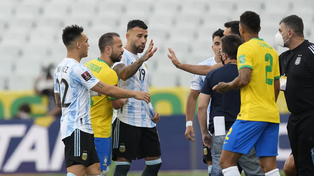 La última vez que Argentina visitó a Brasil en eliminatorias terminó en un escándalo.