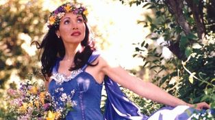 La imagen de Gilda con flores y un vestido azul es imitada por muchas seguidoras.