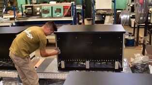 Destrucción de empresas: 10.000 cierres en un año y crisis en todo el país