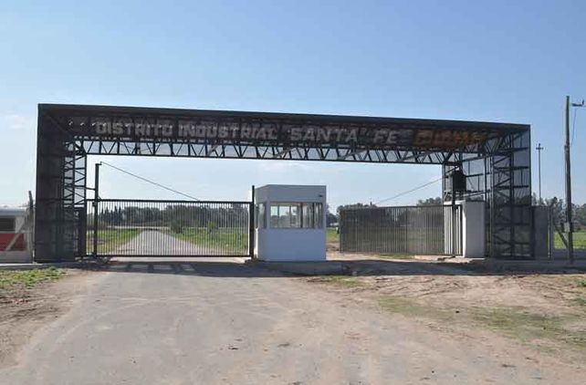 Beneficios. El intendente aseguró que los trabajos en el predio fabril también mejorarán condiciones en barrios cercanos.