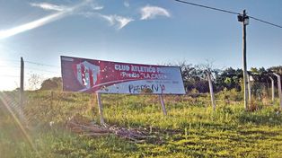 El terreno es un descampado y está lejos de lo que se había proyectado.