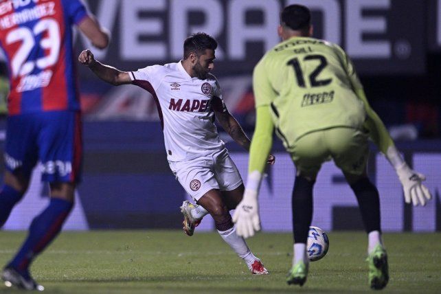 Lanús visitó a San Lorenzo en el Nuevo Gasómetro.