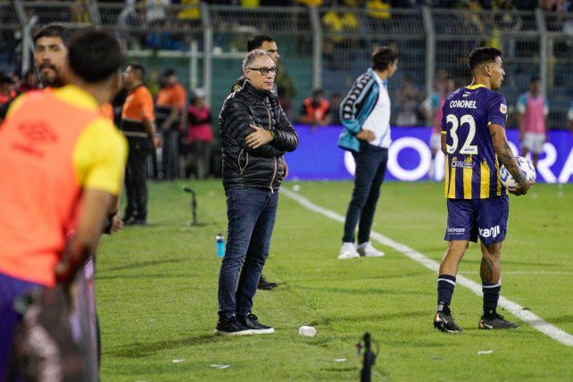 Holan tendrá este partido con River y el de Belgrano antes de hacer una evaluación final.