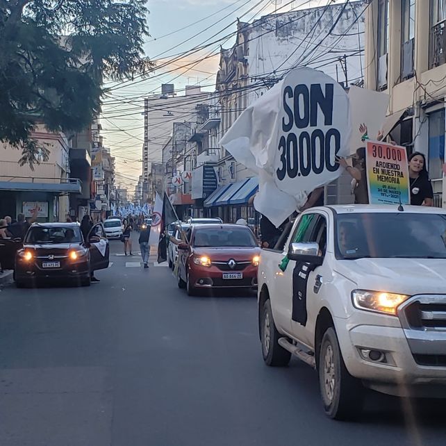 Día de la Memoria: masiva caravana y acto en Santa Fe por la Verdad y la Justicia