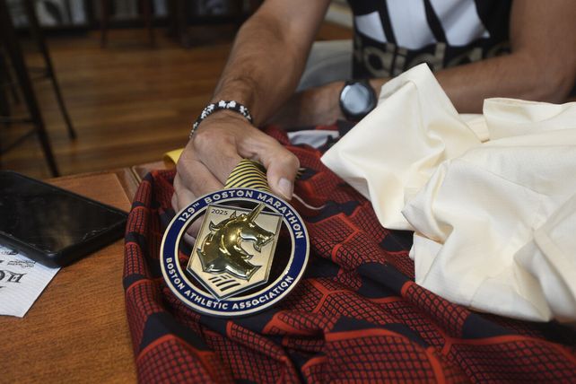 La medalla de la martón de Boston, la segunda Major que Gastón corre en su vida.