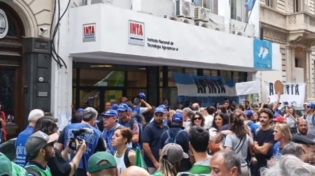 Se impulsa un plan de retiros voluntarios en INTA