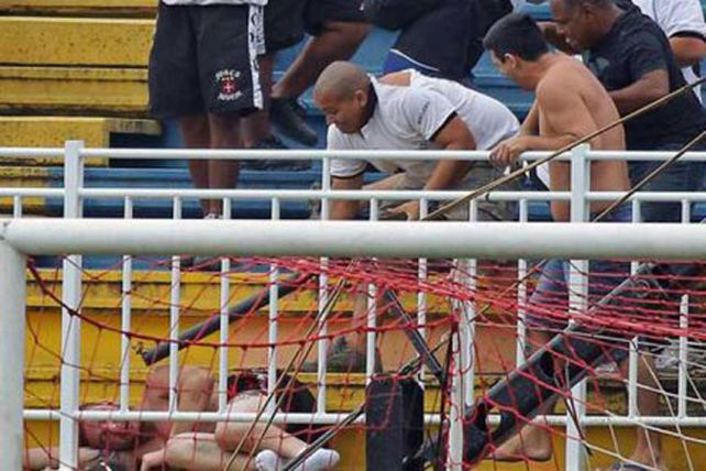 Violencia en el fútbol: una pelea entre hinchas en Brasil terminó con un barra muerto
