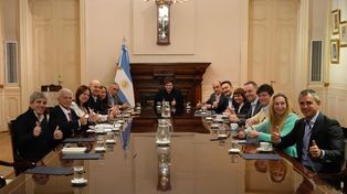 El presidente Javier Milei tendría que retocar el gabinete luego de las elecciones.