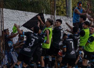 Liga Paranaense: Club VF derrotó a Universitario y es uno de los líderes de la Zona B