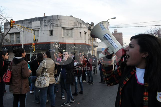 Menos materias anuales y más libres, los debates del terciario