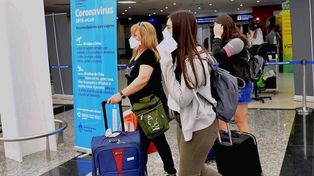 El gobierno nacional publicó un informe especial que desaconseja los viajes al exterior