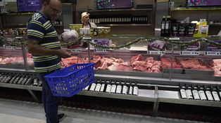 La baja en el precio de la carne empezó a llegar el martes a las carnicerías rosarinas.