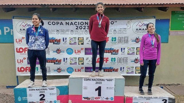 La santafesina Paula Leiva de 19 años logró la medalla de oro en los 100 metros con vallas.