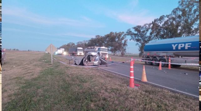 El accidente fatal se produjo en el kilómetro 108 de la ruta nacional 34 altura de la localidad de Las Bandurrias en el departamento San Martín. El accidente fatal se produjo en el kilómetro 108 de la ruta nacional 34 altura de la localidad de Las Bandurrias en el departamento San Martín.