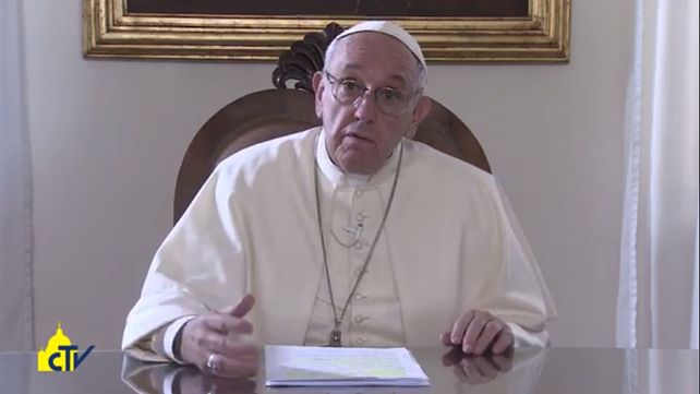 En un video Francisco confirmó que no visitará Argentina en 2017